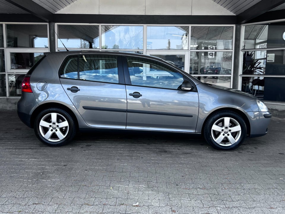 VW Golf V 1,4 TSi 140 Comfortline 5d