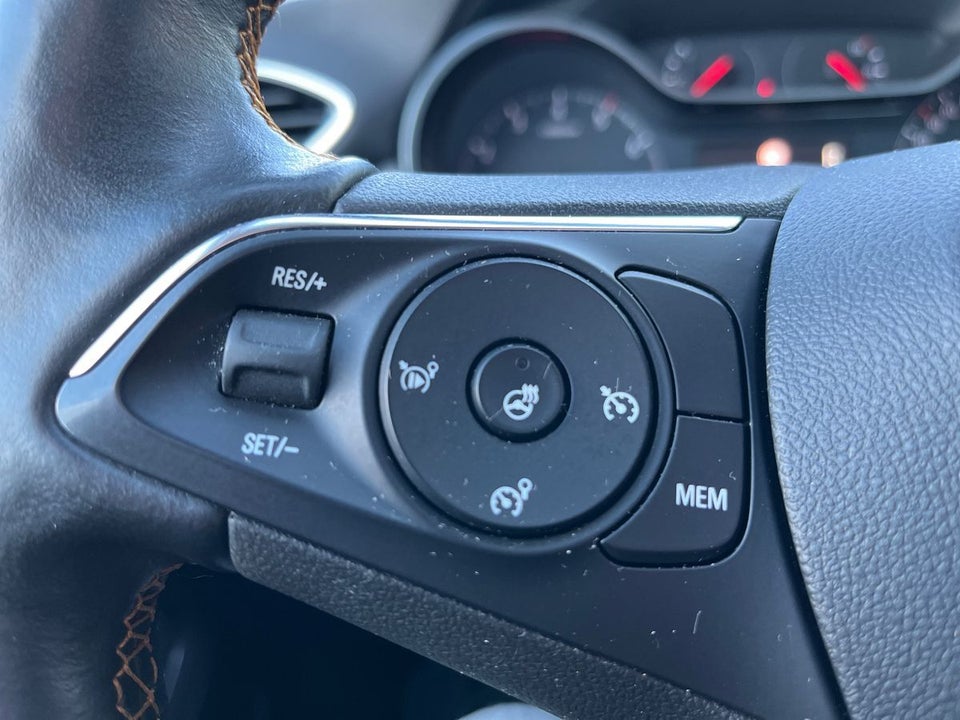 Opel Crossland X 1,2 T 110 Exclusive aut. 5d