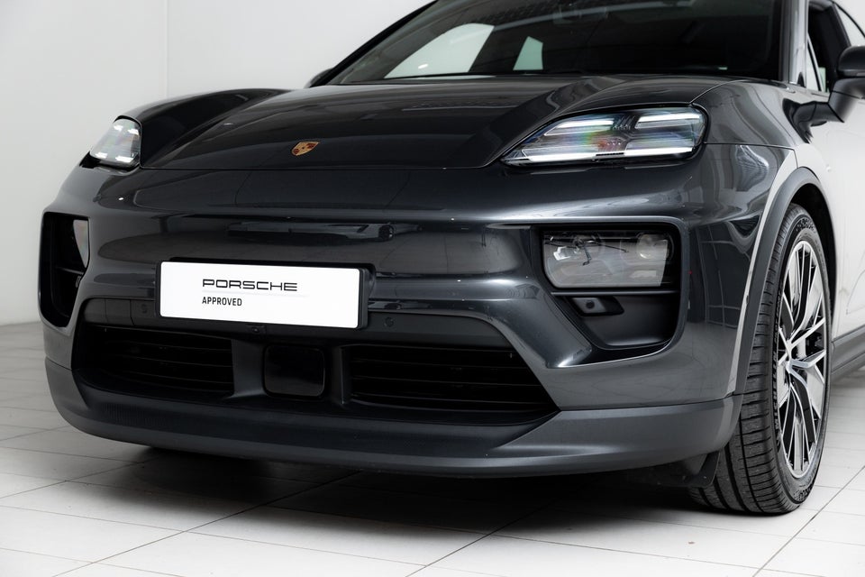 Porsche Macan 4 5d