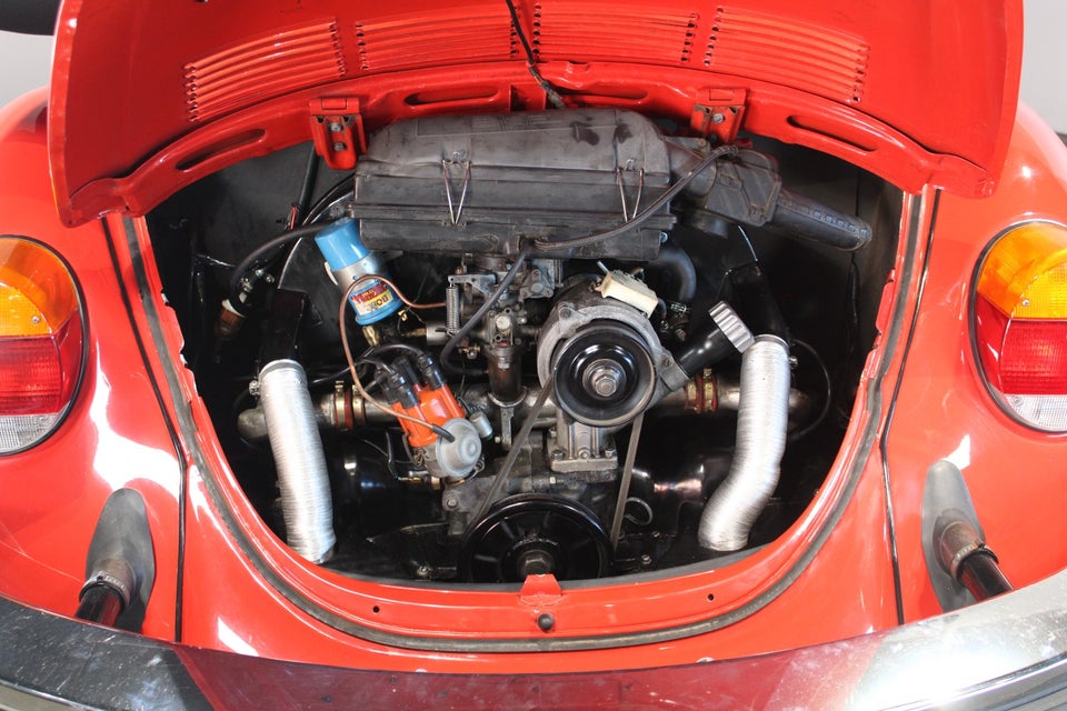 VW 1303 1,6 Cabriolet 2d