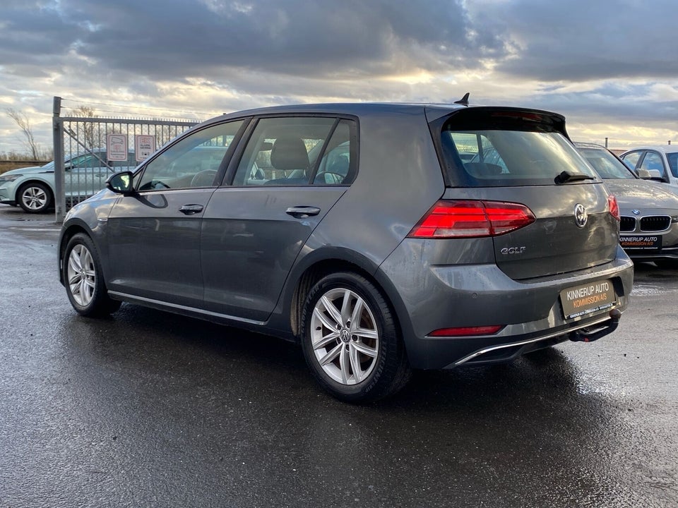 VW Golf VII 1,5 TSi 130 Comfortline 5d