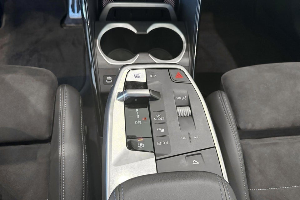 BMW iX2 eDrive20 M-Sport Pro 5d