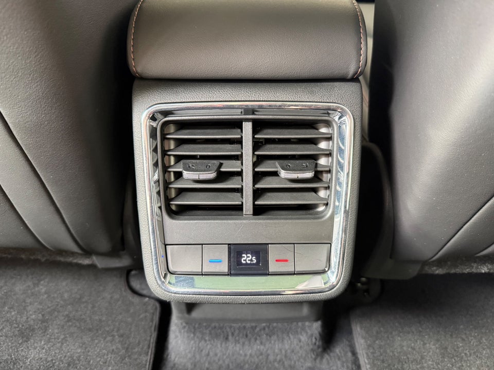 Skoda Enyaq 80 iV Suite 5d