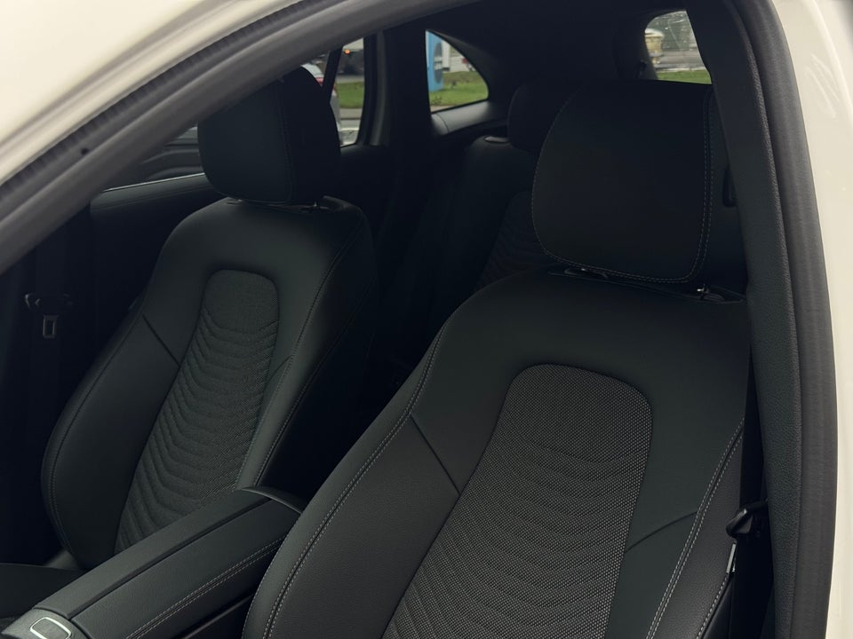 Mercedes EQA250+ Progressive Advance 5d