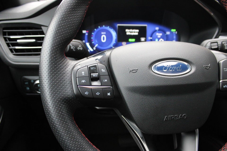 Ford Kuga 2,5 PHEV ST-Line X CVT 5d