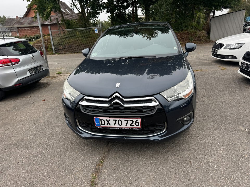 Citroën DS4 1,6 e-HDi 115 Style E6G 5d