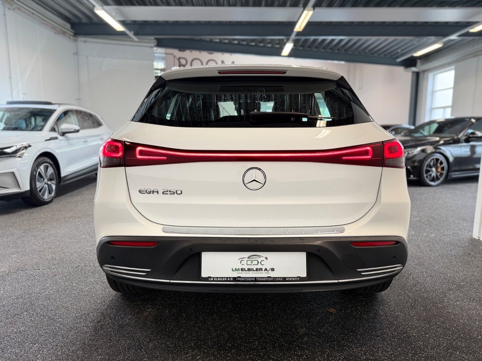 Mercedes EQA250 Progressive 5d