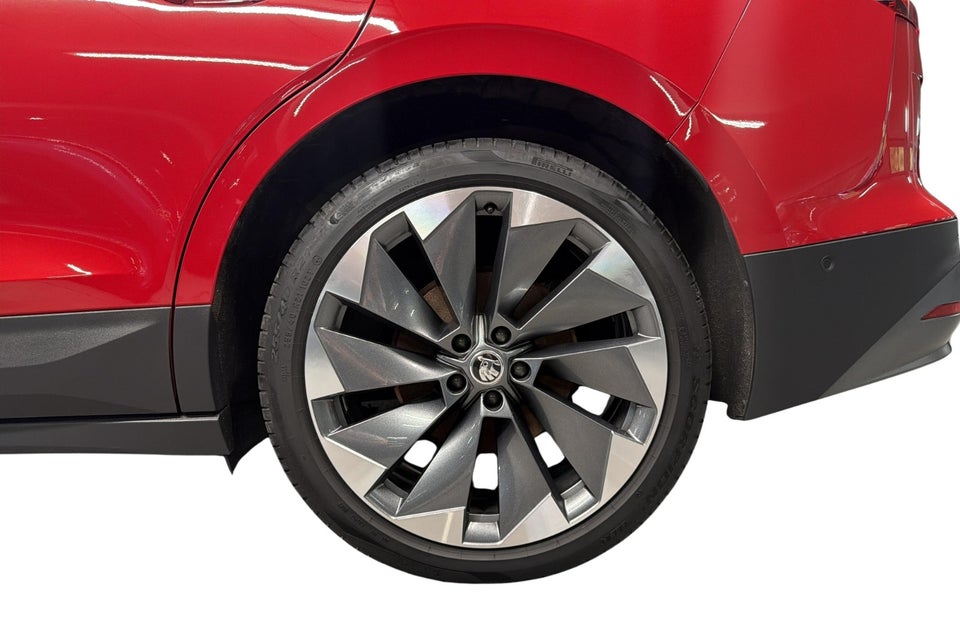 Skoda Enyaq 80 iV Loft 5d