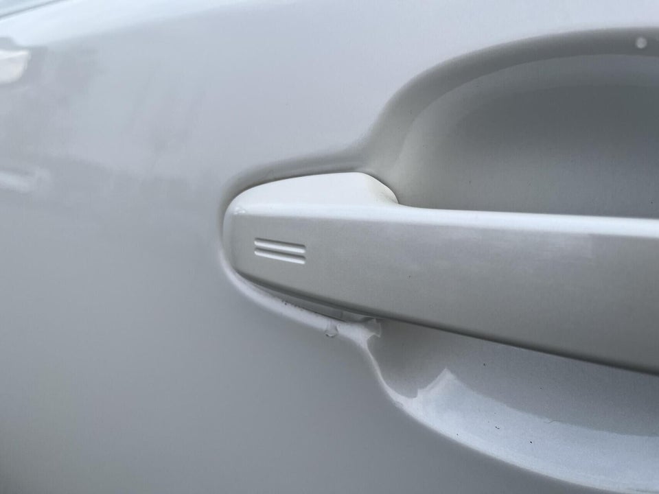 Toyota C-HR 1,8 Hybrid C-HIC CVT 5d