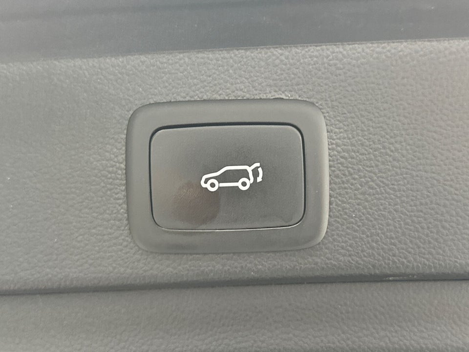 MG Marvel R Luxury 5d