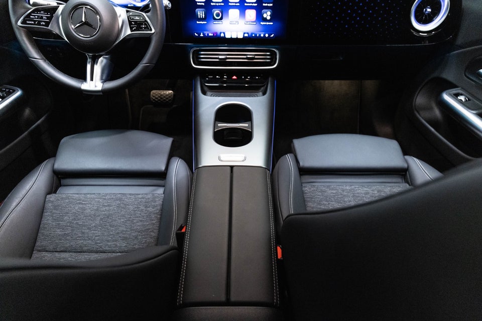 Mercedes CLA250+ electric Progressive Advance Plus 4d