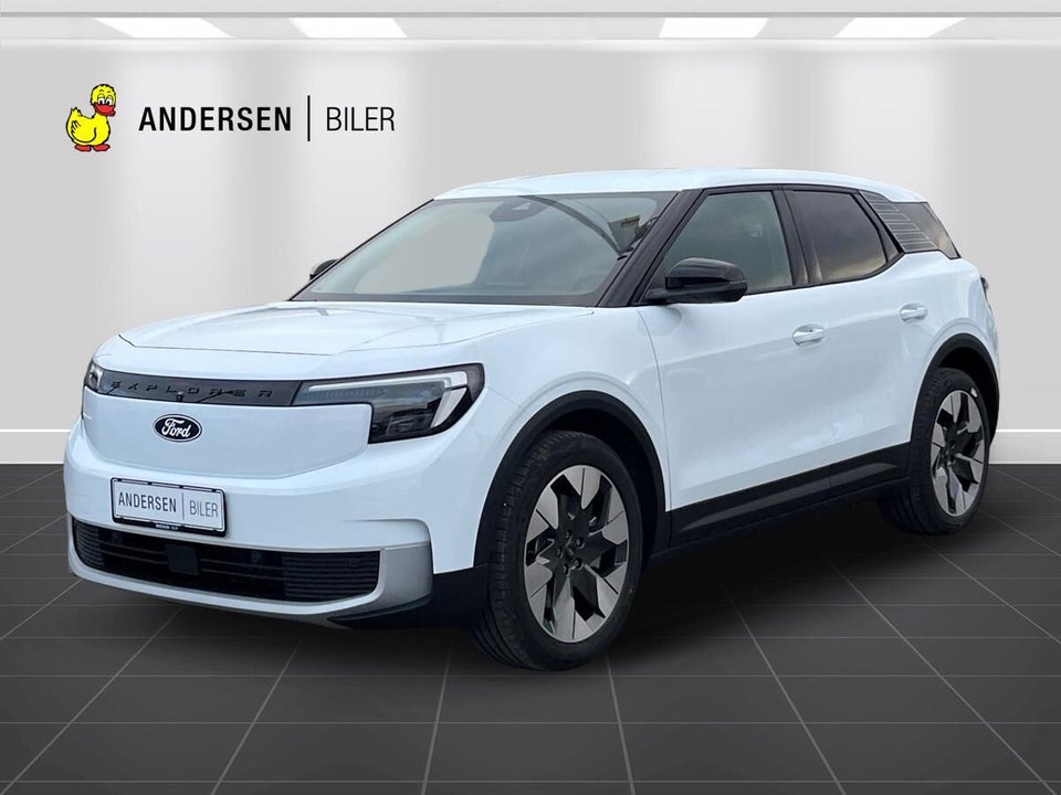 Ford Explorer 82 Premium Extended Range 5d