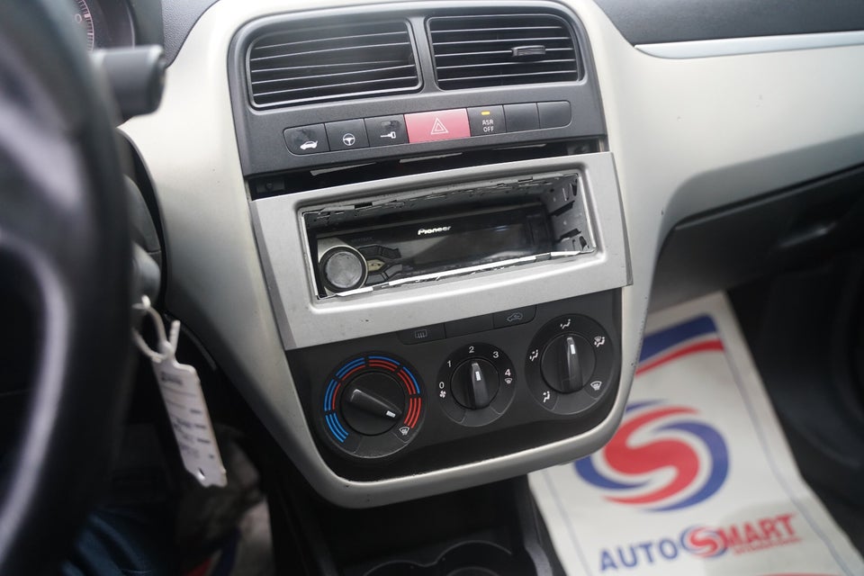 Fiat Grande Punto 1,4 16V Dynamic 5d