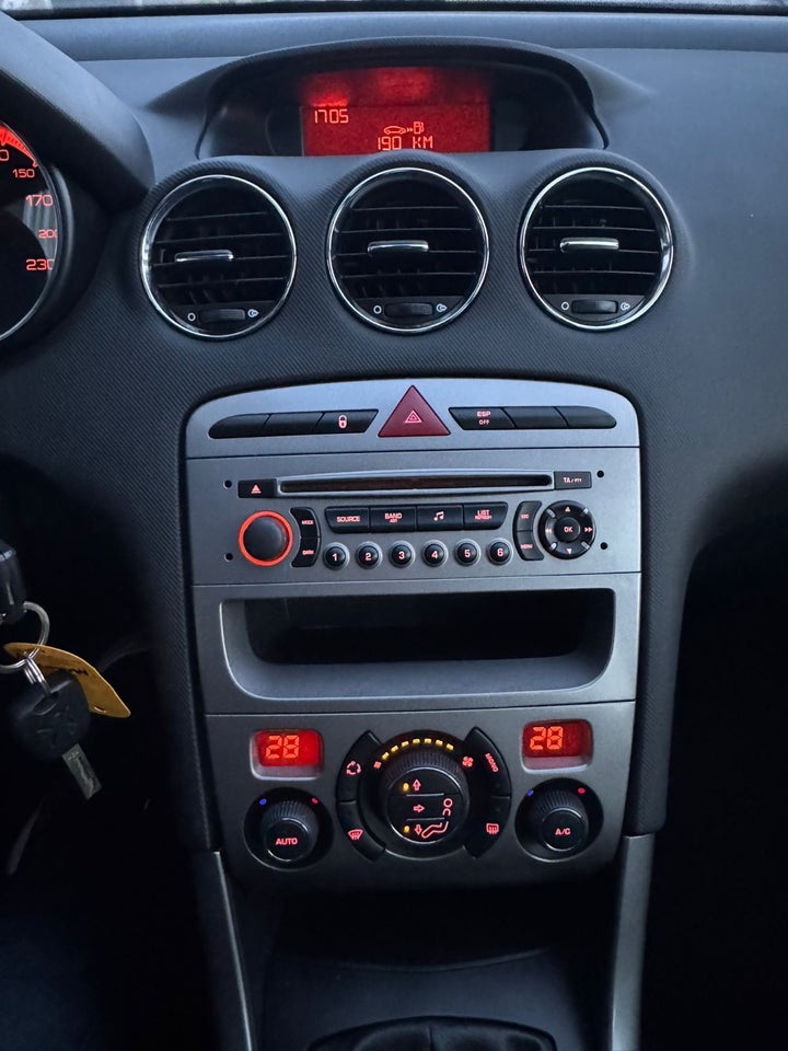 Peugeot 308 1,6 HDi 92 Access 5d