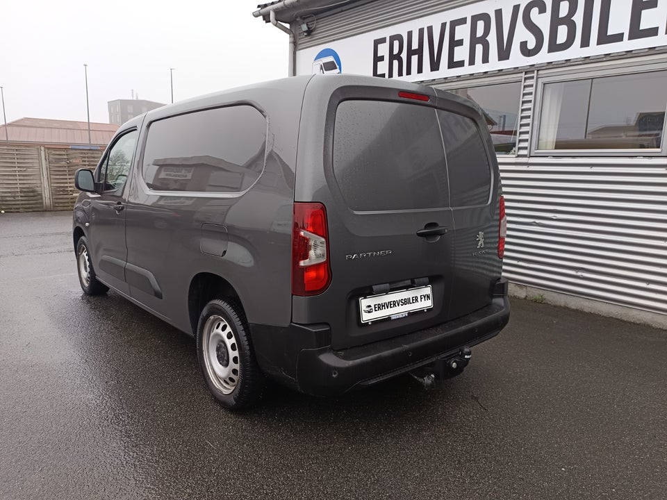 Peugeot Partner 1,5 BlueHDi 100 L2V2 Plus Van