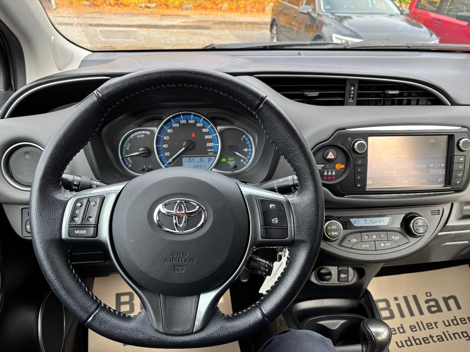 Toyota Yaris 1,5 Hybrid H1 e-CVT 5d