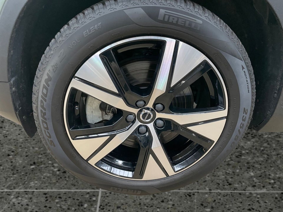 Volvo XC40 P6 ReCharge Plus 5d