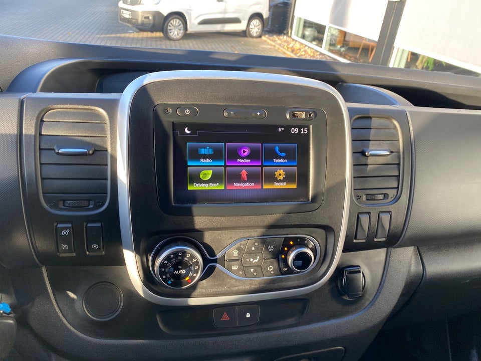 Renault Trafic T29 2,0 dCi 170 L2H1 EDC