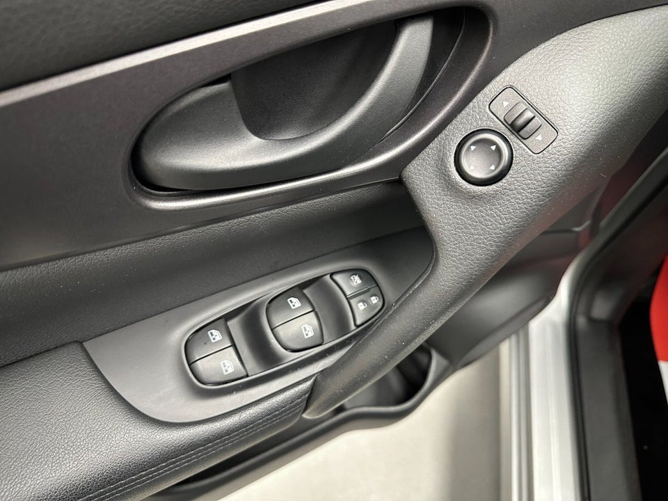 Nissan Qashqai 1,5 dCi 115 Visia 5d