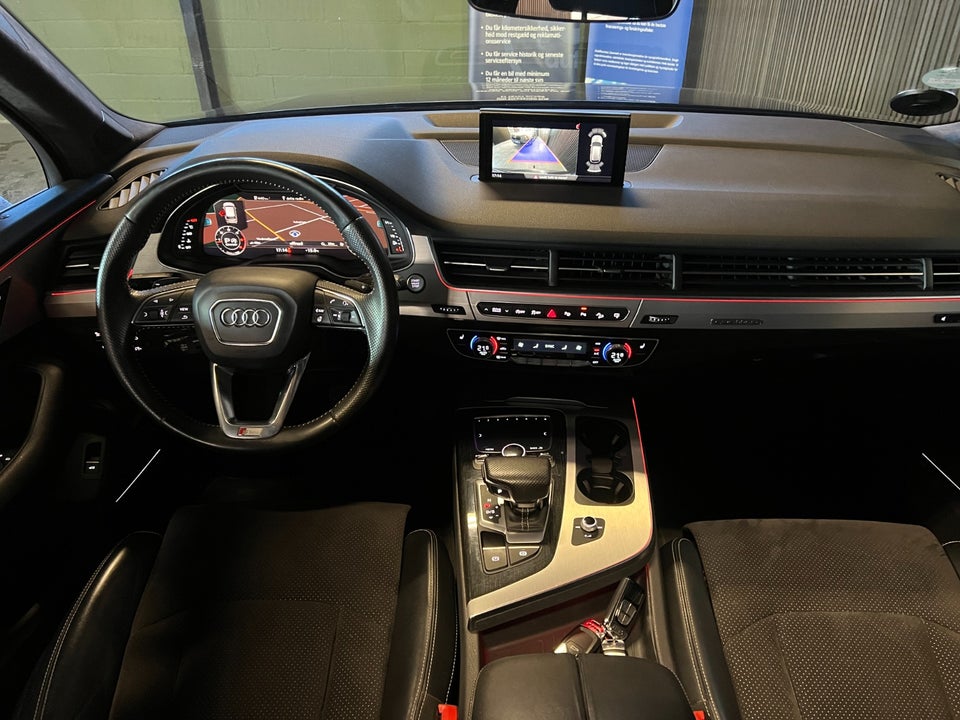 Audi Q7 3,0 TDi 272 quattro Tiptr. 7prs 5d