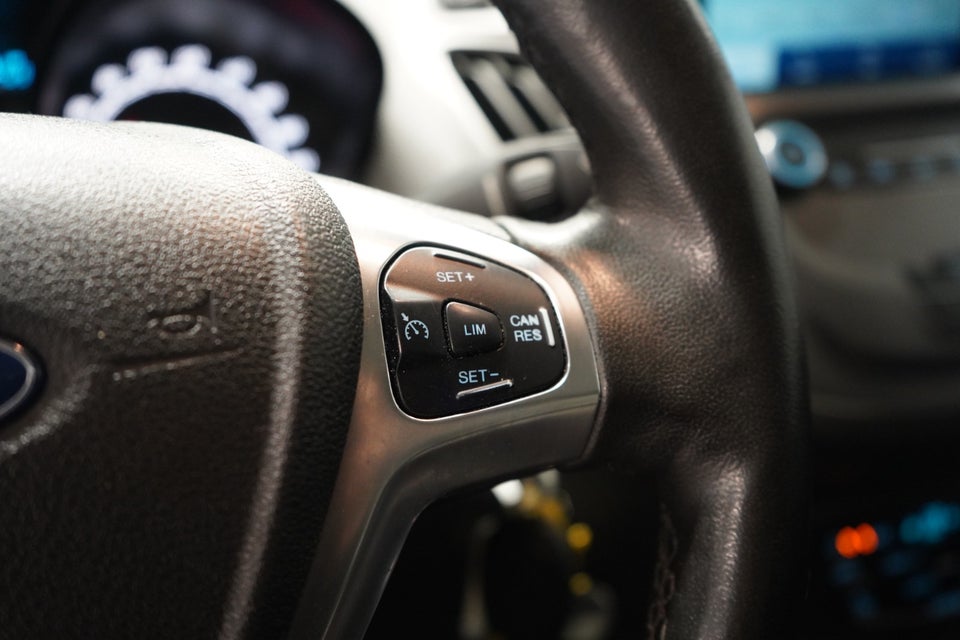 Ford Transit Courier 1,5 TDCi 100 Limited