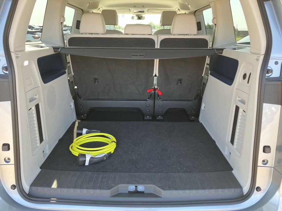 VW ID.Buzz 77 Pro SWB 5d