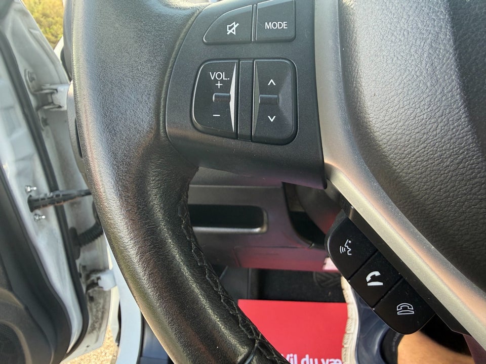 Suzuki Vitara 1,4 Boosterjet Active aut. 5d