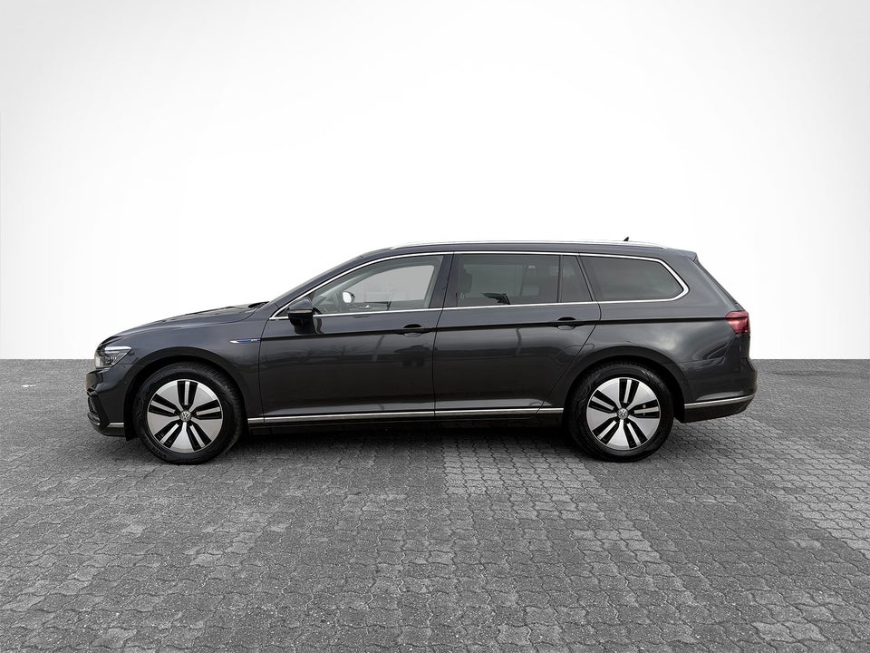 VW Passat 1,4 GTE DSG 4d