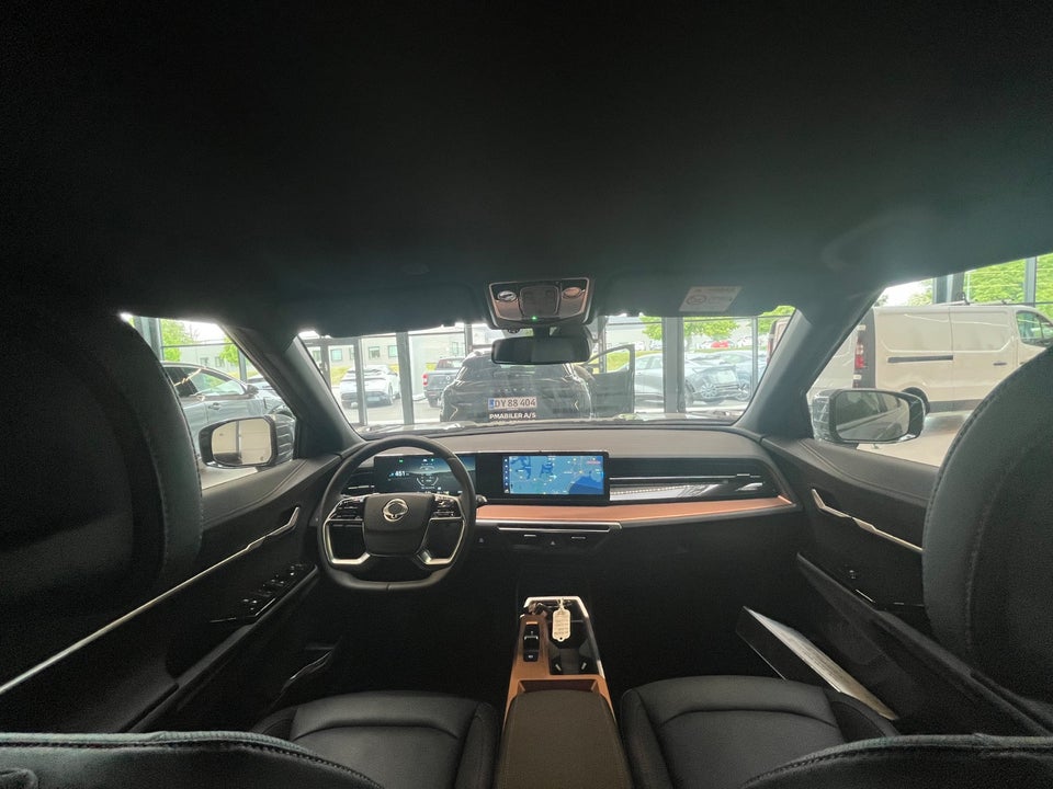 KGM Torres EVX Exclusive 5d