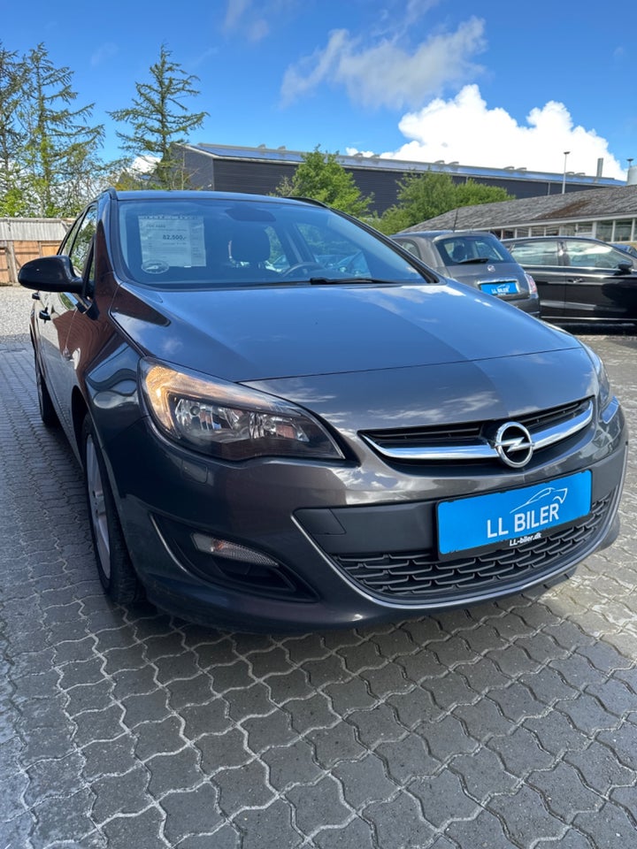 Opel Astra 1,4 T 140 Enjoy Sports Tourer 5d