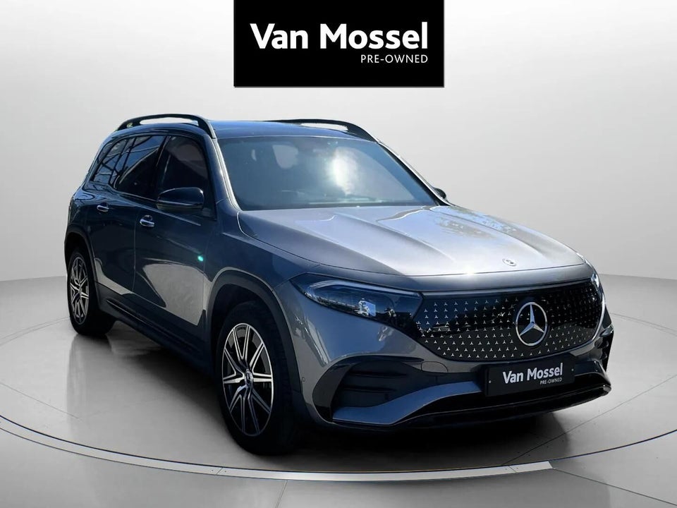 Mercedes EQB300 AMG Line 4Matic 5d
