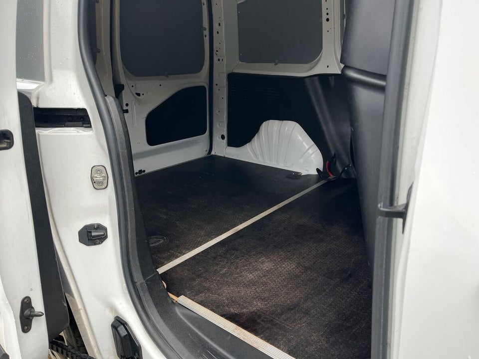 Toyota ProAce City 1,5 D 102 Medium Comfort 5d