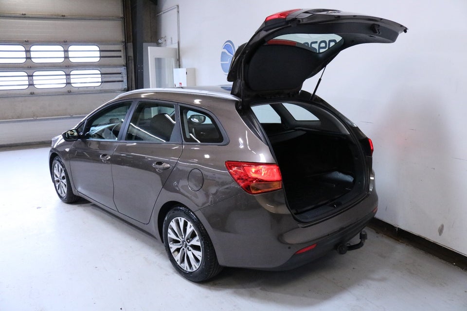 Kia Ceed 1,4 CVVT Style+ Clim Limited SW 5d