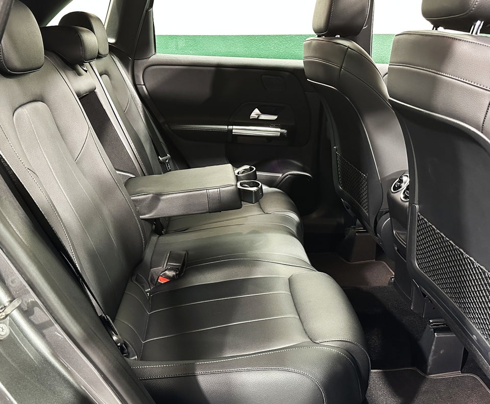 Mercedes B200 1,3 Progressive aut. 5d