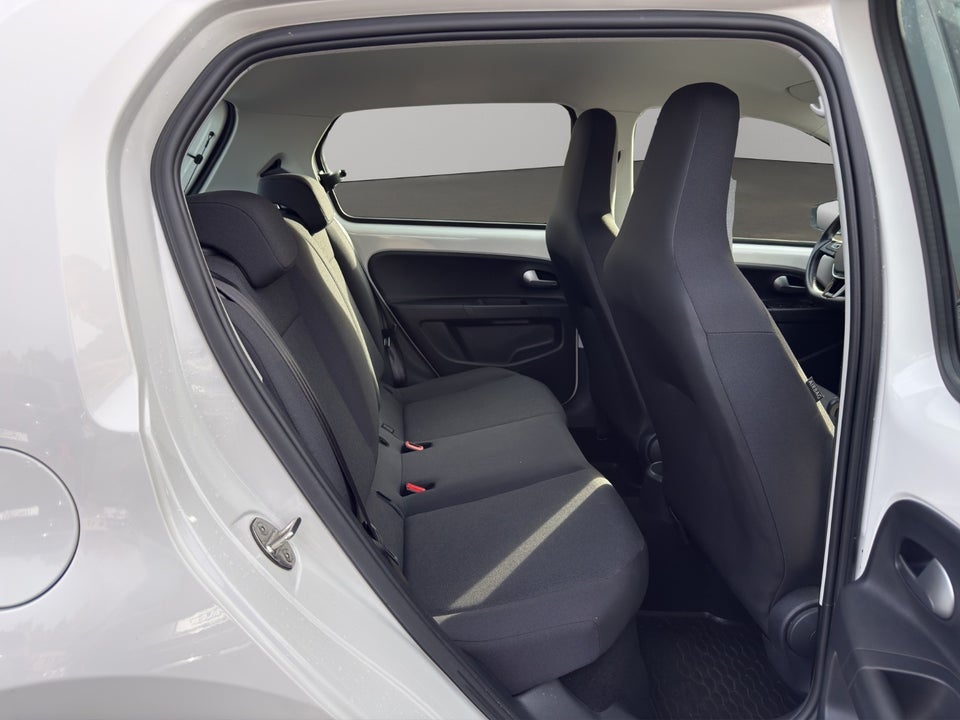 VW Up! 1,0 MPi 60 Move Up! BMT 5d