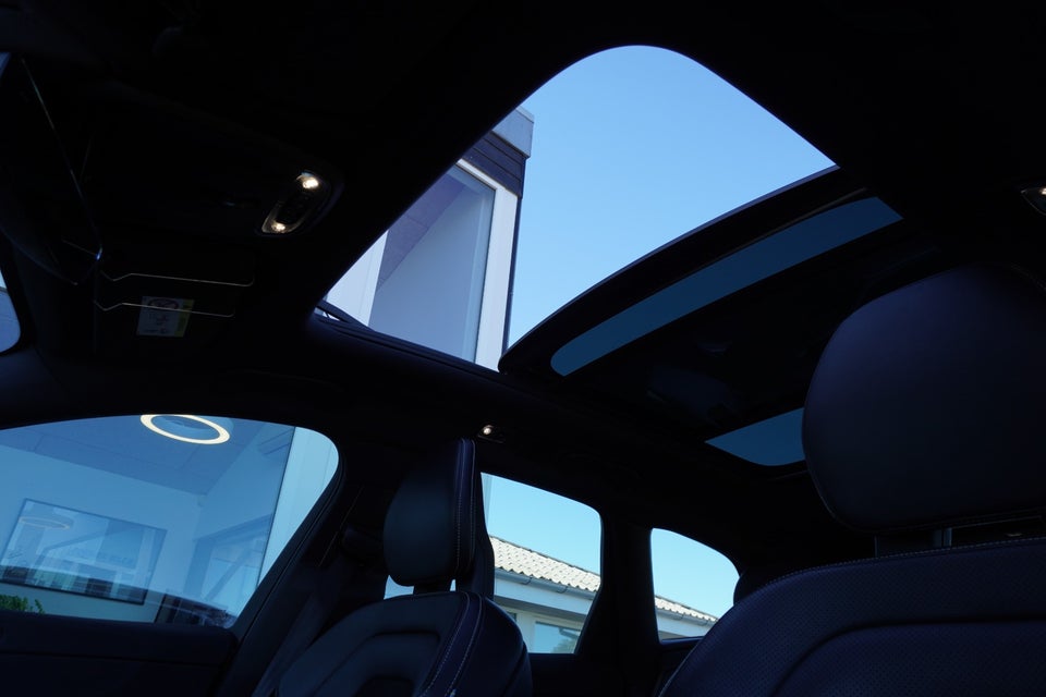 Volvo XC60 2,0 T8 407 R-Design aut. AWD 5d