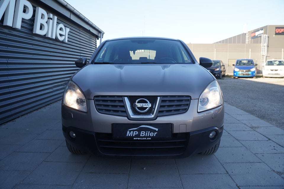 Nissan Qashqai 2,0 Acenta 4WD 5d