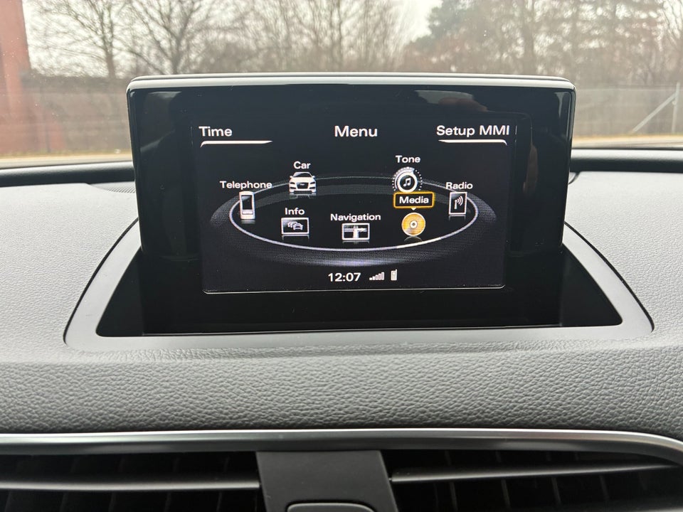 Audi Q3 1,4 TFSi 150 Sport S-tr. 5d