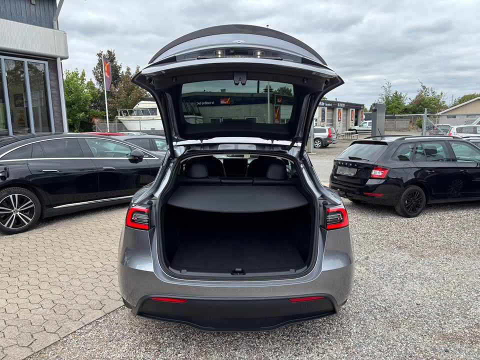 Tesla Model Y Performance AWD 5d