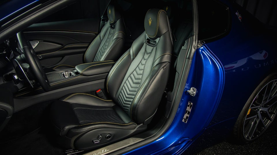 Maserati GranTurismo 3,0 V6 Trofeo aut. 2d