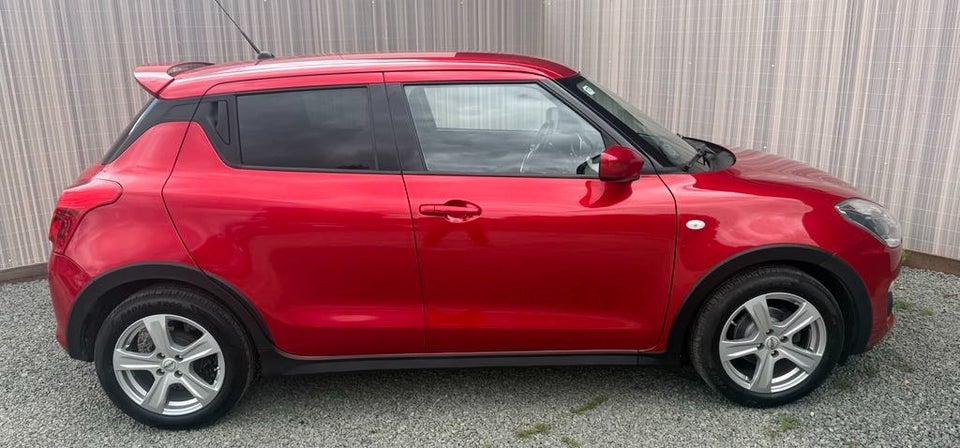 Suzuki Swift 1,0 Boosterjet SHVS Exclusive 5d