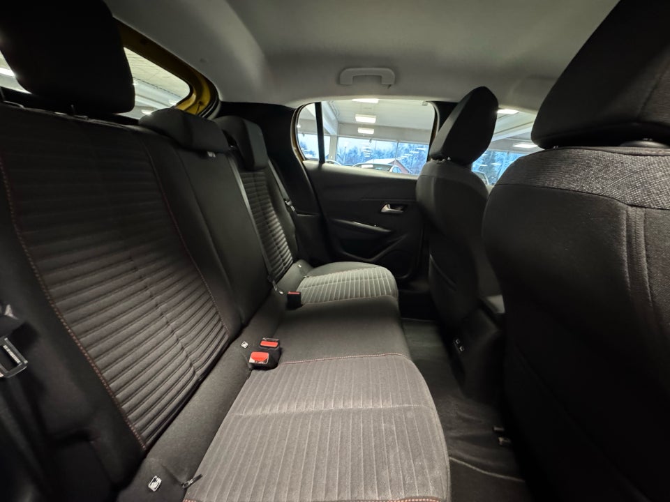 Peugeot e-208 50 Active 5d