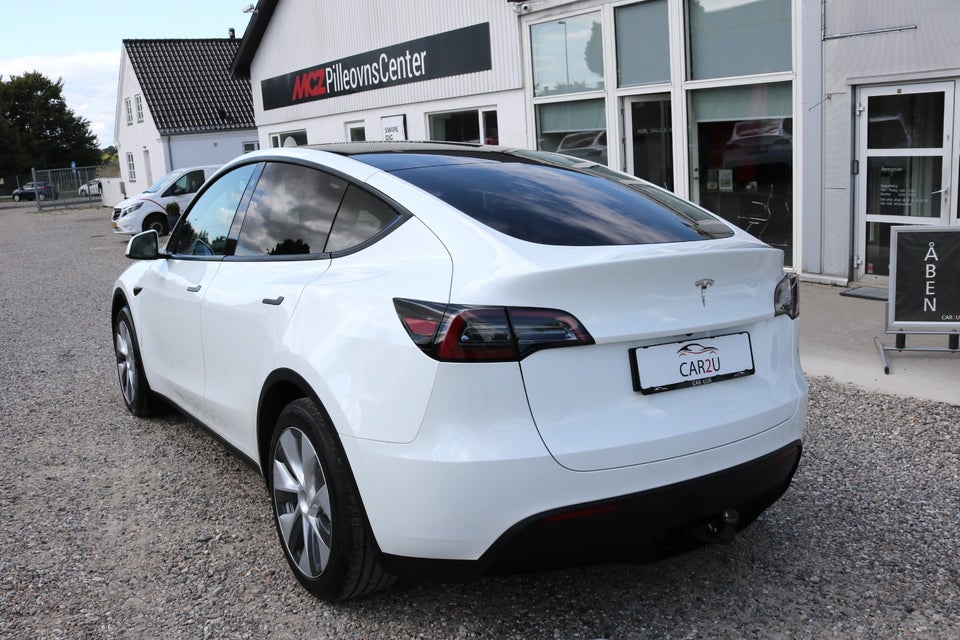 Tesla Model Y RWD 5d