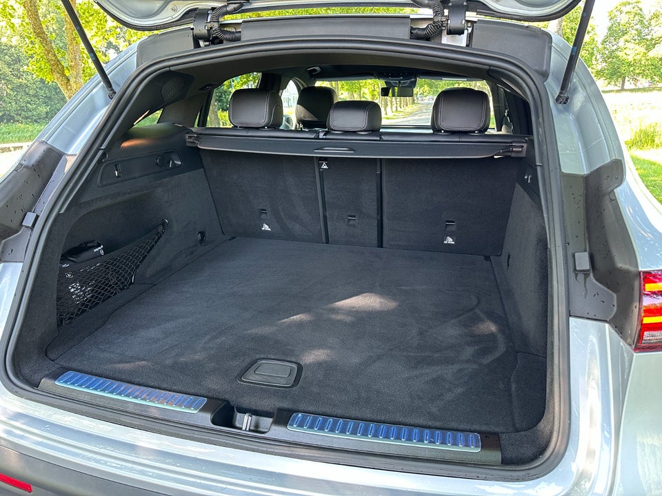 Mercedes EQC400 4Matic 5d