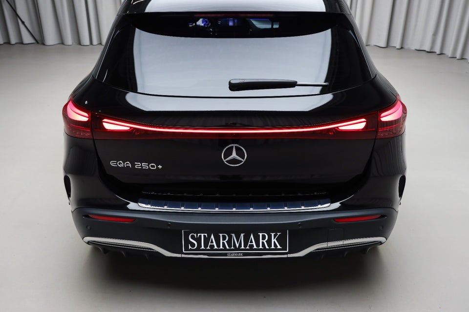 Mercedes EQA250+ AMG Premium 5d