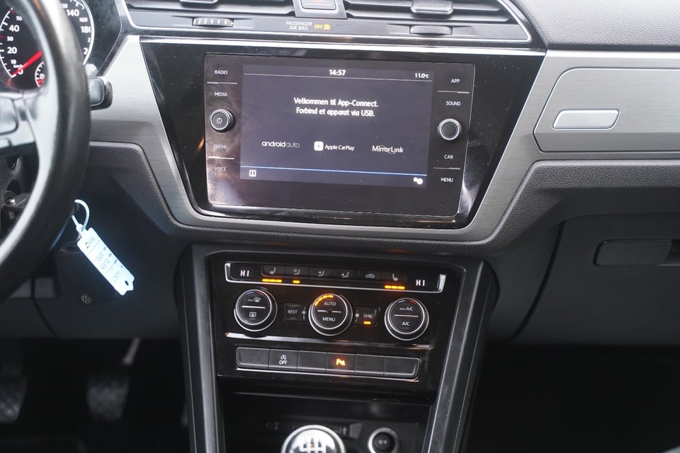 VW Touran 1,6 TDi 115 Comfortline 7prs 5d