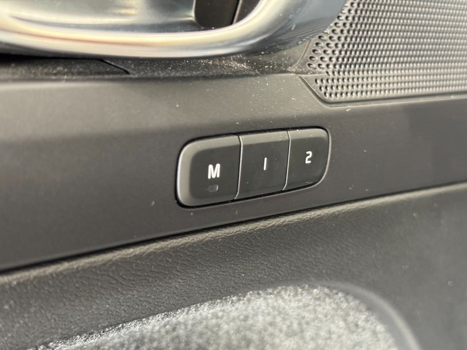 Volvo XC40 P6 ReCharge Plus 5d
