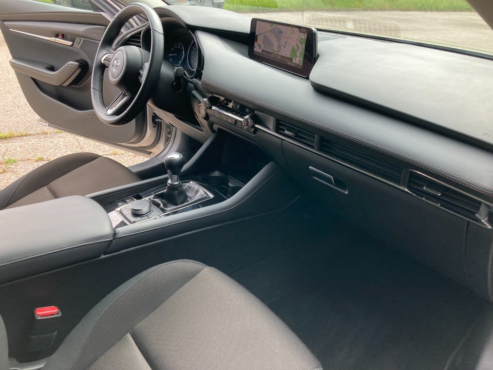 Mazda 3 2,0 e-SkyActiv-G 150 Exclusive-Line 4d
