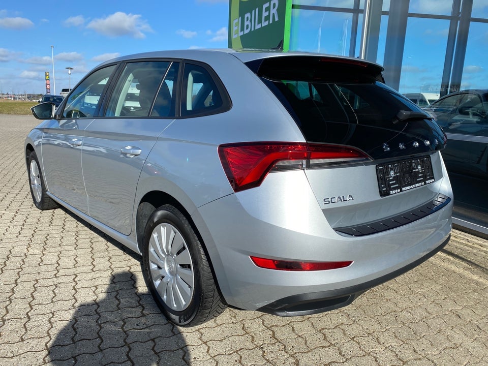 Skoda Scala 1,0 TSi 110 Dynamic DSG 5d