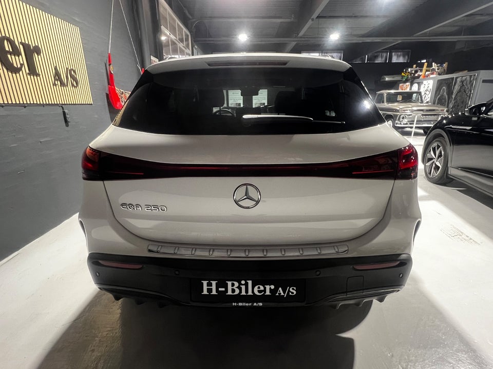 Mercedes EQA250 AMG Line 5d